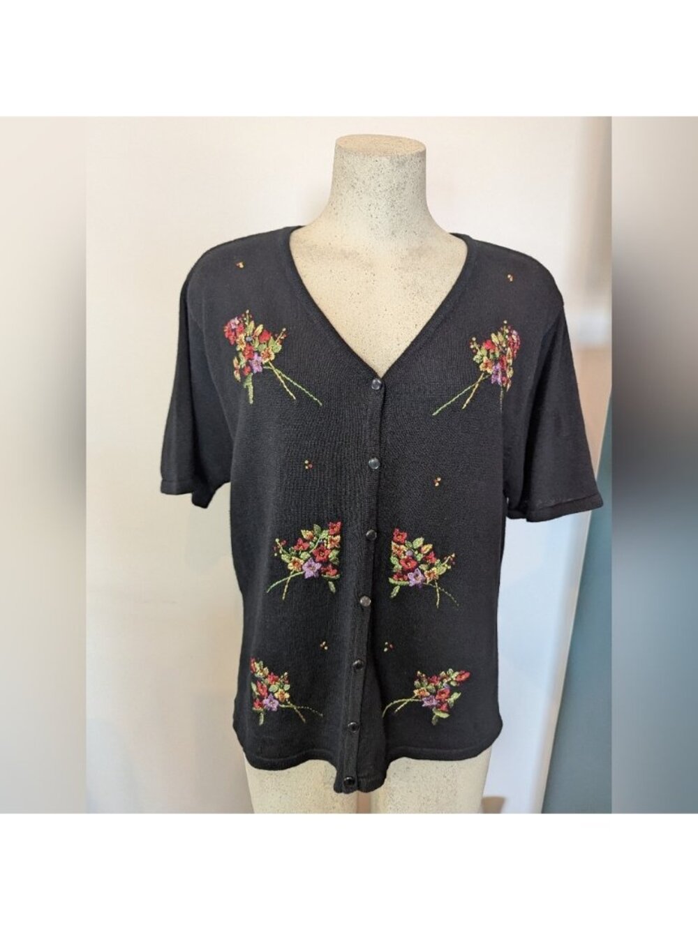 Vintage Black Cottagecore  Embroidered Floral Cardigan Sweater Women L